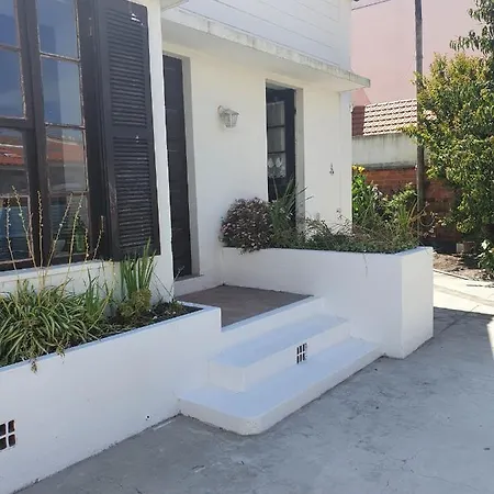 The House Σπίτι διακοπών