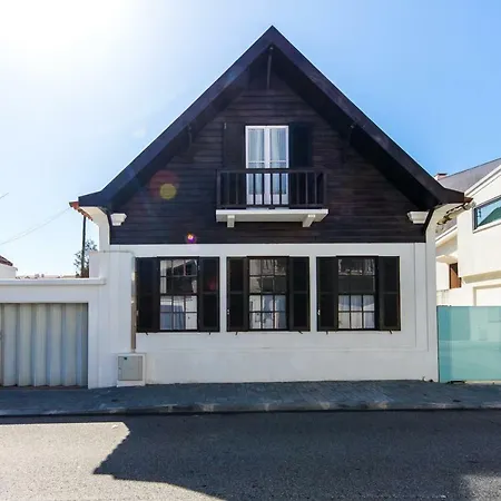 The House Barra
