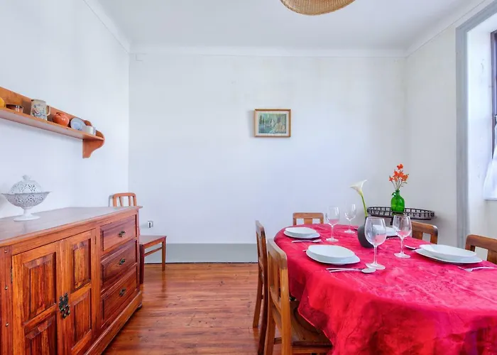 The House Casa de Férias